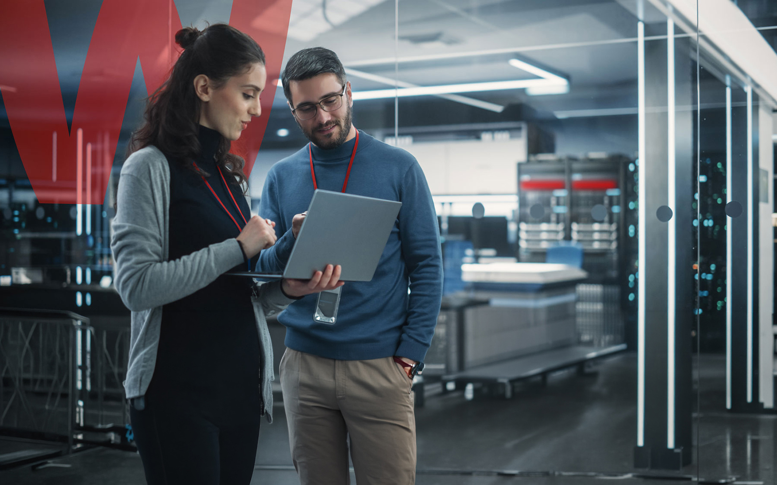 Analisi tecnica dell’infrastruttura IT aziendale durante un sopralluogo